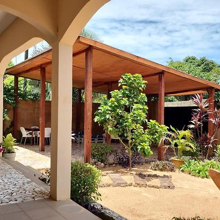 Villa Pombo Kunda à Sanyang Extérieur photo