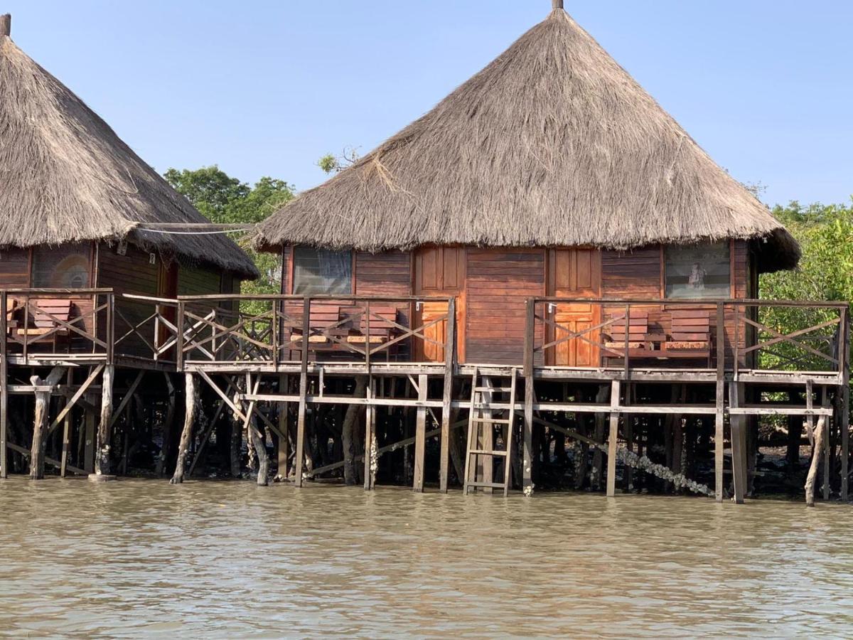 Villa Pombo Kunda à Sanyang Extérieur photo